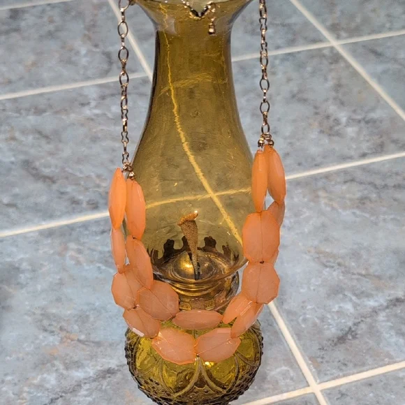 Peach/Salmon Color Beaded Plastic/Acrylic Statement Necklace - Picture 3 of 8